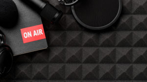 O boom dos podcasts: Descubra como ingressar nessa profissão em alta!